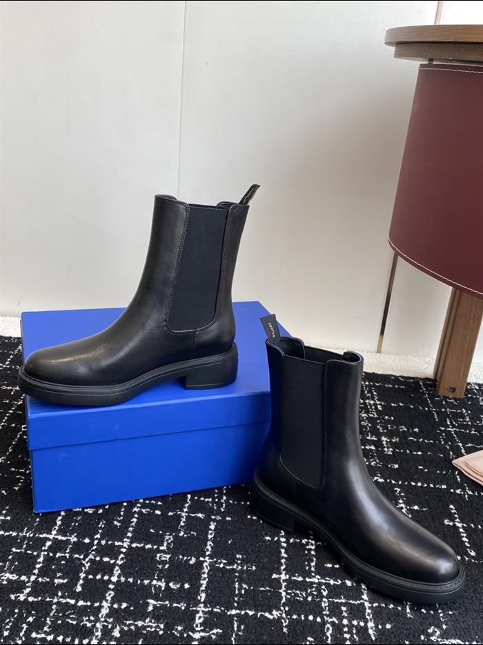 2025112817242940 350